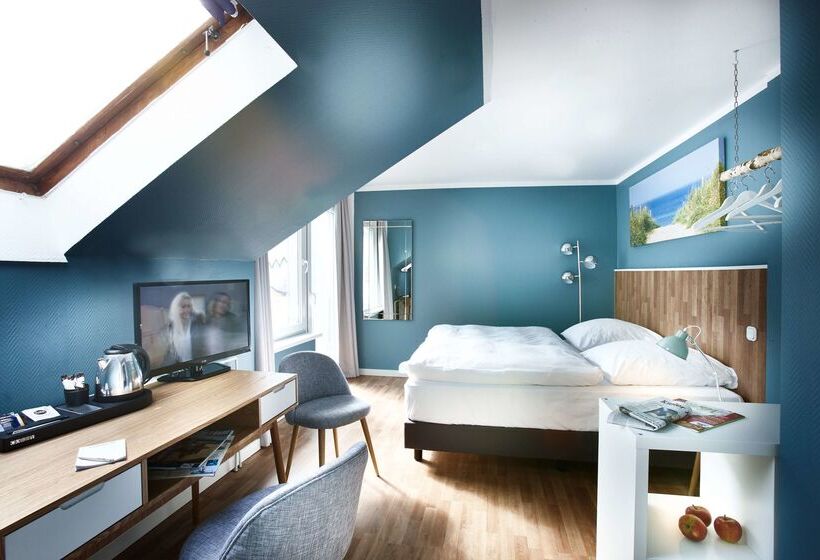 هتل Liegeplatz 13 Kiel By Premiere Classe