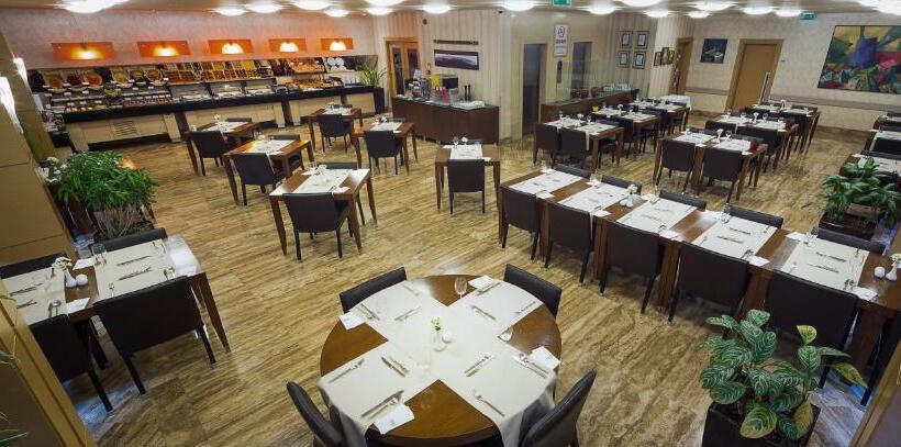 Fotos del hotel Midtown:  17