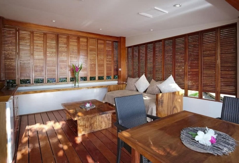 هتل Nanuya Island Resort