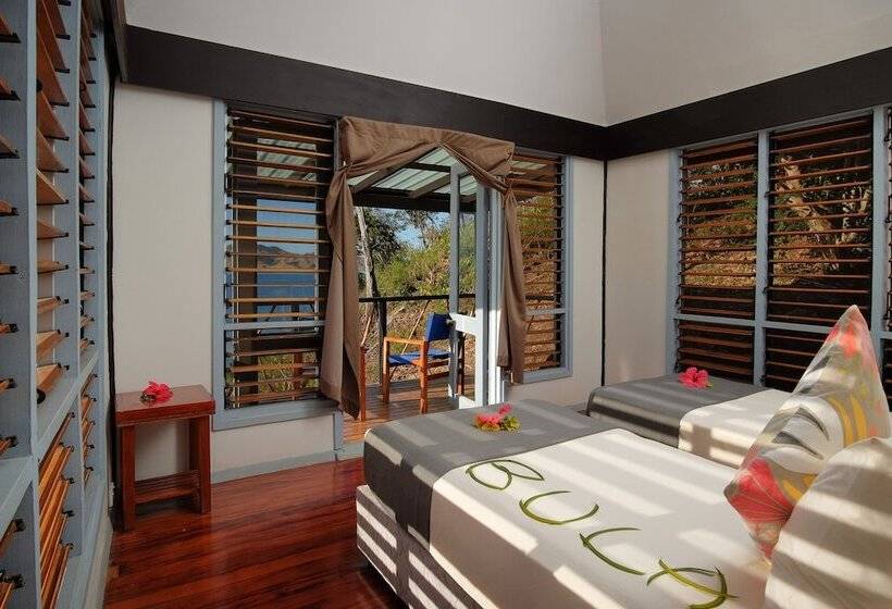 هتل Nanuya Island Resort