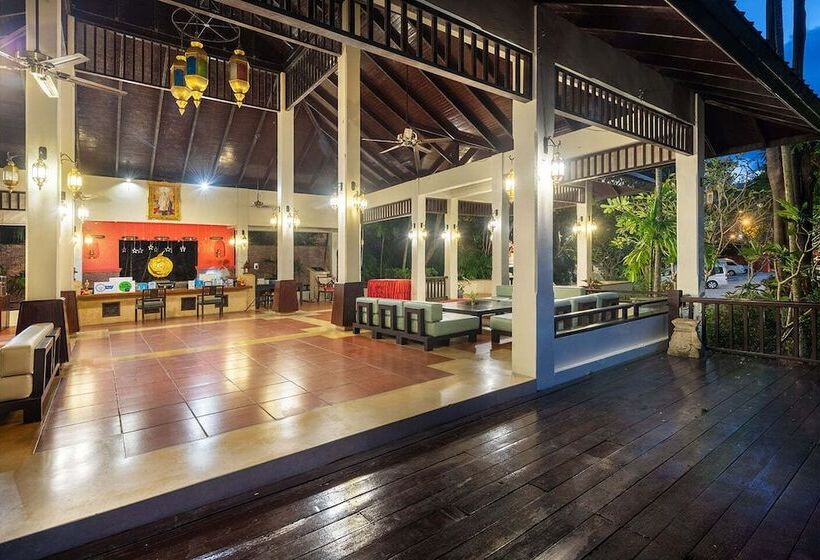 هتل Racha Kiri Resort And Spa Khanom