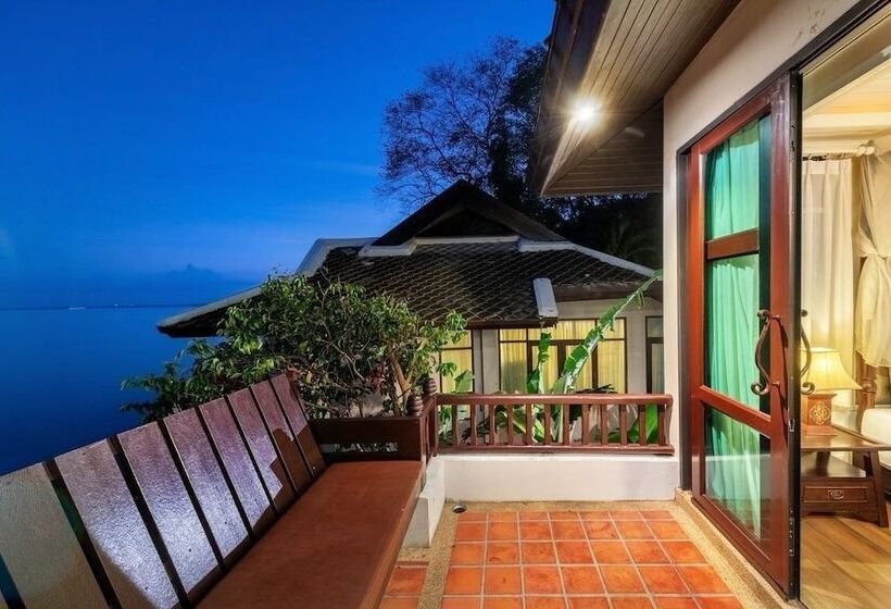هتل Racha Kiri Resort And Spa Khanom
