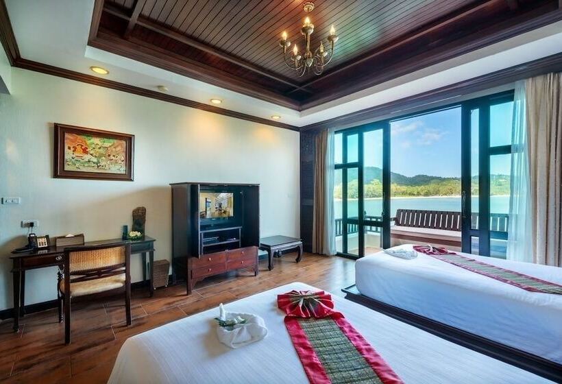 هتل Racha Kiri Resort And Spa Khanom