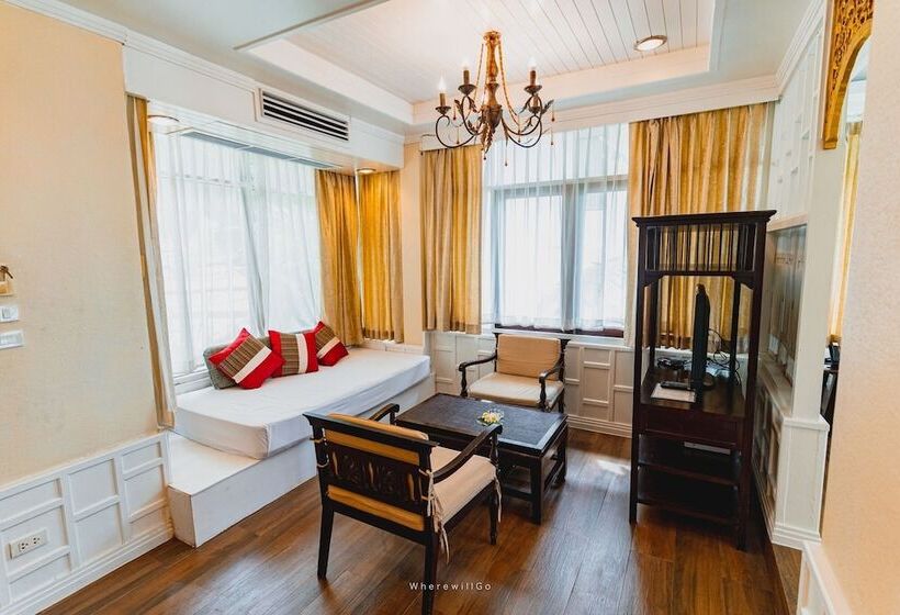 هتل Racha Kiri Resort And Spa Khanom