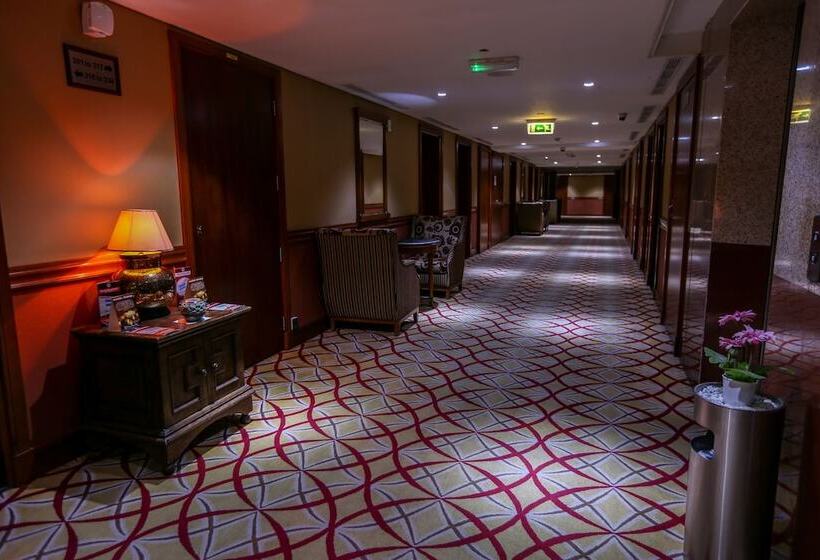 Fotos del hotel Ramee Royal:  18