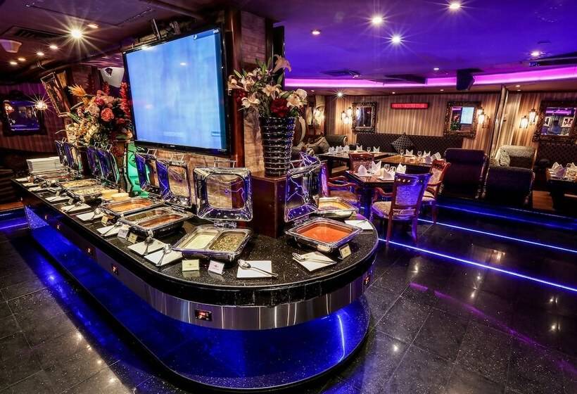 Fotos del hotel Ramee Royal:  9