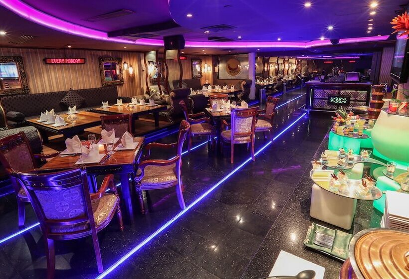 Fotos del hotel Ramee Royal:  6