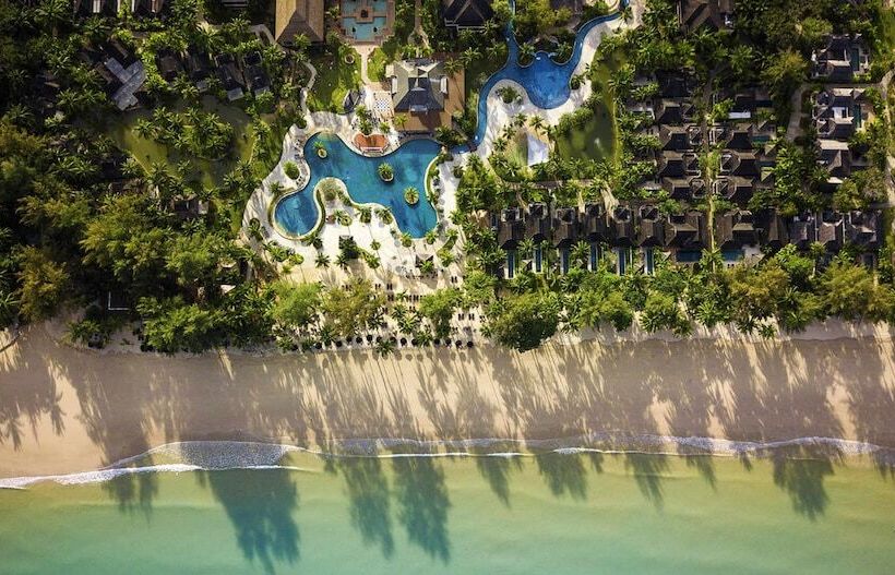 هتل Robinson Khao Lak
