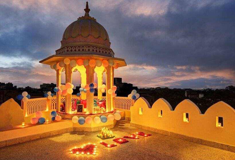 Fotos del hotel Sarang Palace:  15