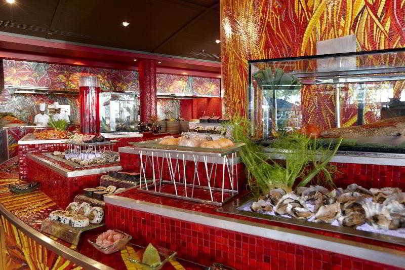 هتل Sheraton Fiji Golf & Beach Resort