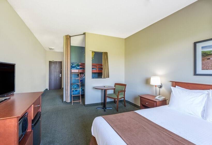 فندق Super 8 By Wyndham Windsor Ns