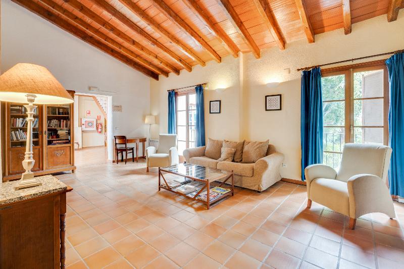 هتل Torre Sant Joan