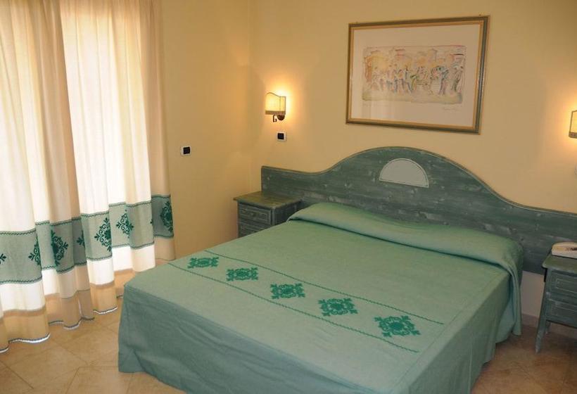 فندق Villaggio Alba Dorada Resort