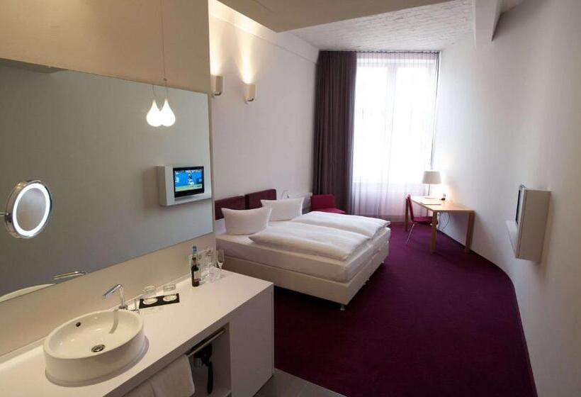 Fotos del hotel Wyndham Garden Berlin Mitte:  5