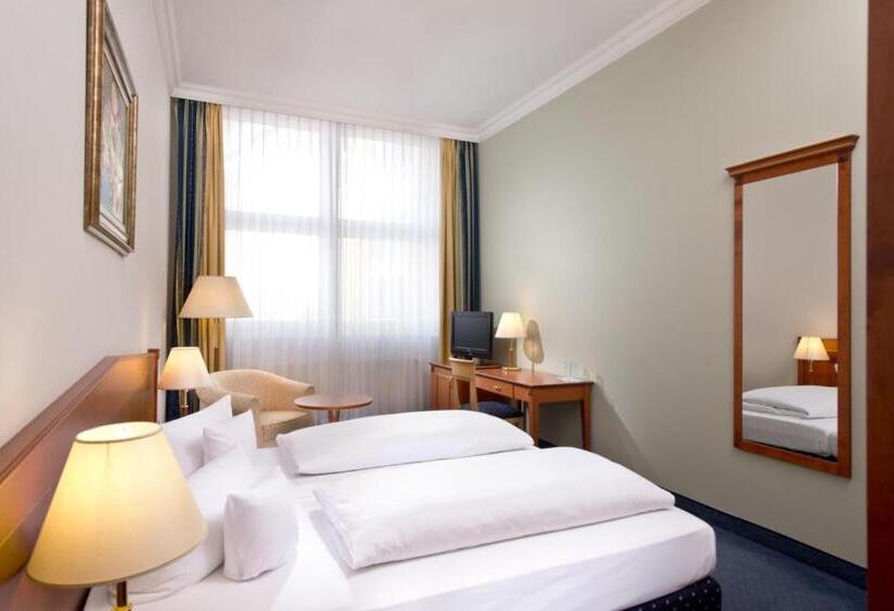 Fotos del hotel Wyndham Garden Berlin Mitte:  8