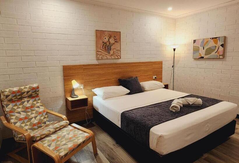 Katherine Motel