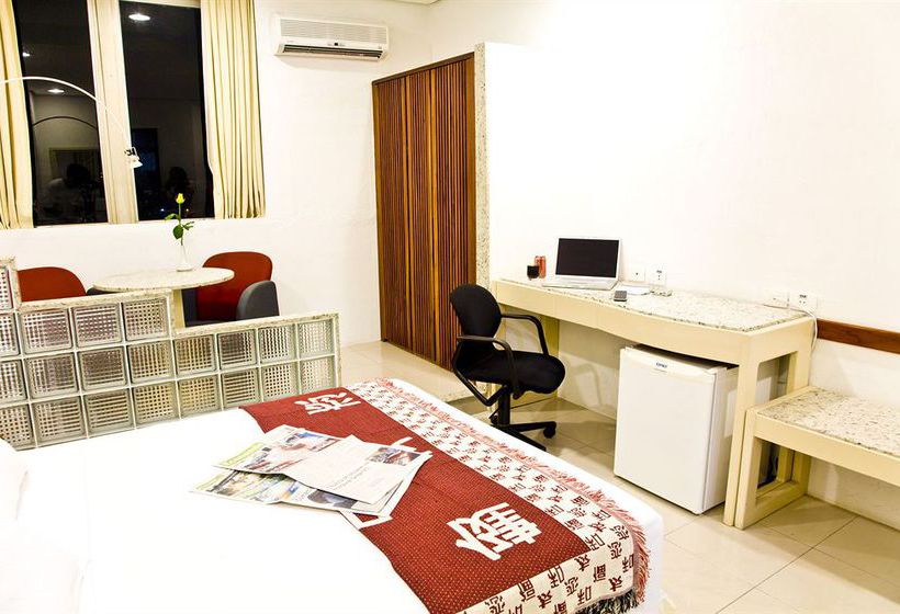 Lord Manaus Hotel