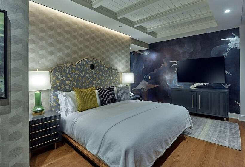 فندق River House At Odette S