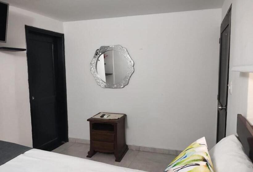 پانسیون Tranvia