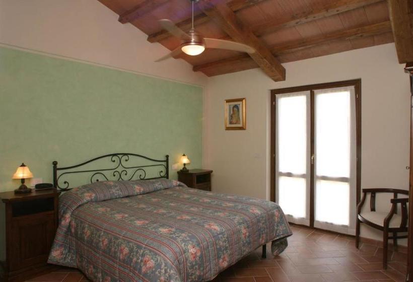 צימר Agriturismo    Le Guardiole