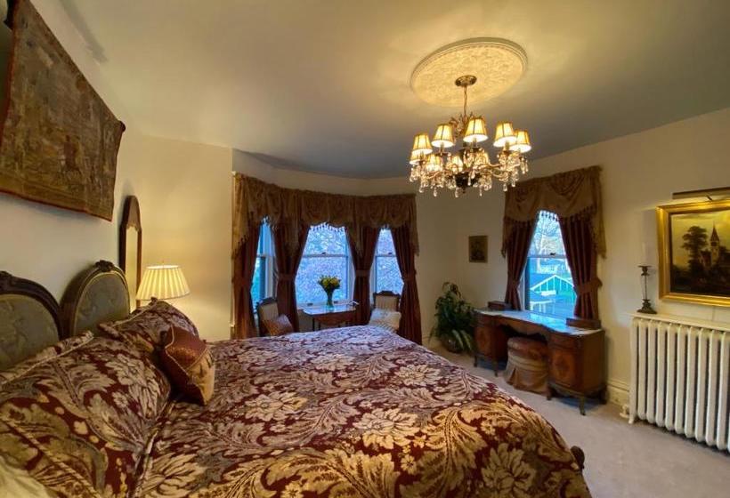 צימר Breese Inn