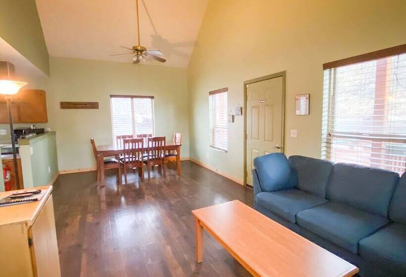 Crooked River Ranch Cabins