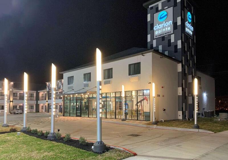 בית מלון כפרי Clarion Pointe Port Arthur Beaumont South