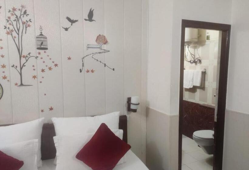 فندق Corporate Inn
