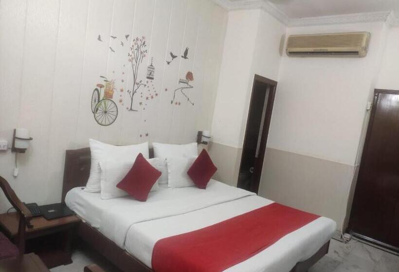فندق Corporate Inn