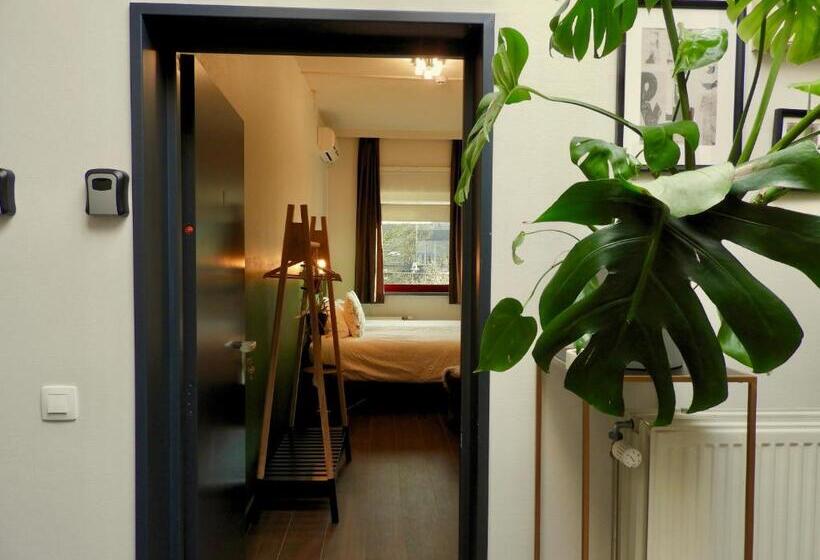 فندق Guesthouse De Wissen