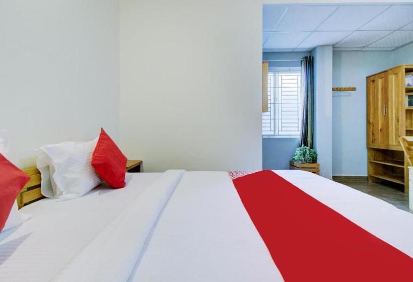 فندق Oyo 78010 Beach Residency