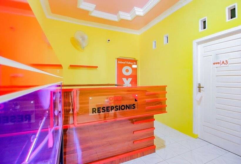 فندق Oyo 90216 Kost Sanny
