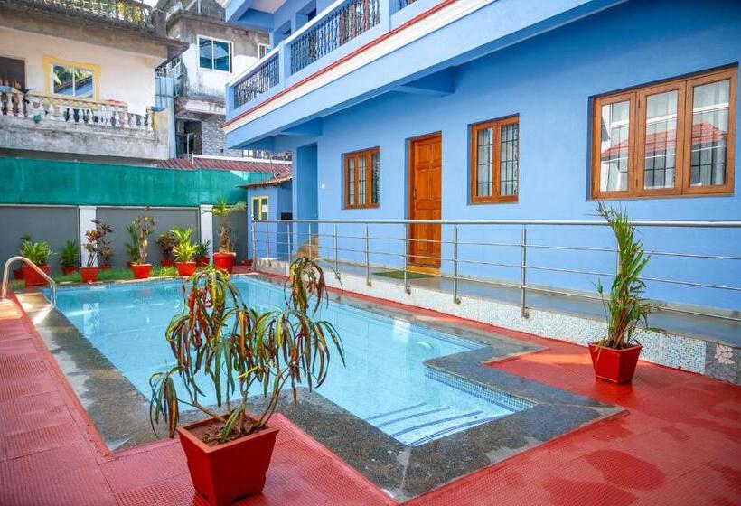 پانسیون Franria Villa Guest House