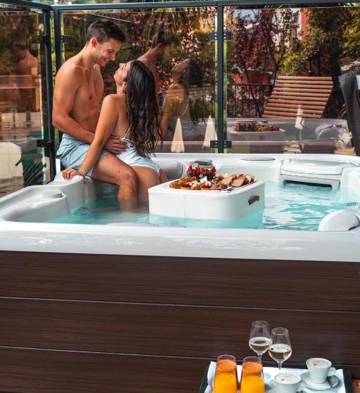 استراحتگاه Treelodgy, The Tree House