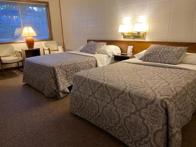 Rockwood Resort Motel