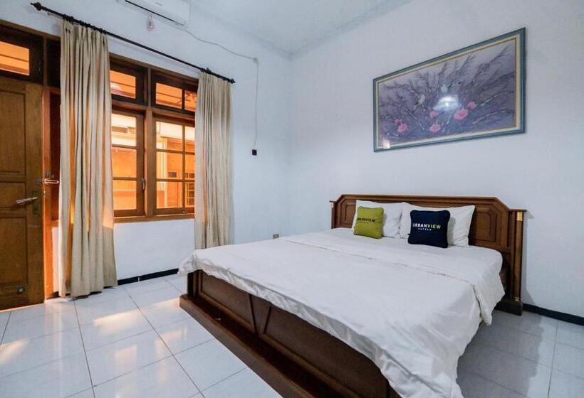 Urbanview Hotel Near Jatim Park 1 By Reddoorz
