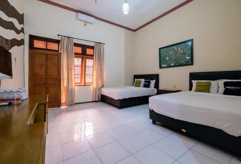 Urbanview Hotel Near Jatim Park 1 By Reddoorz