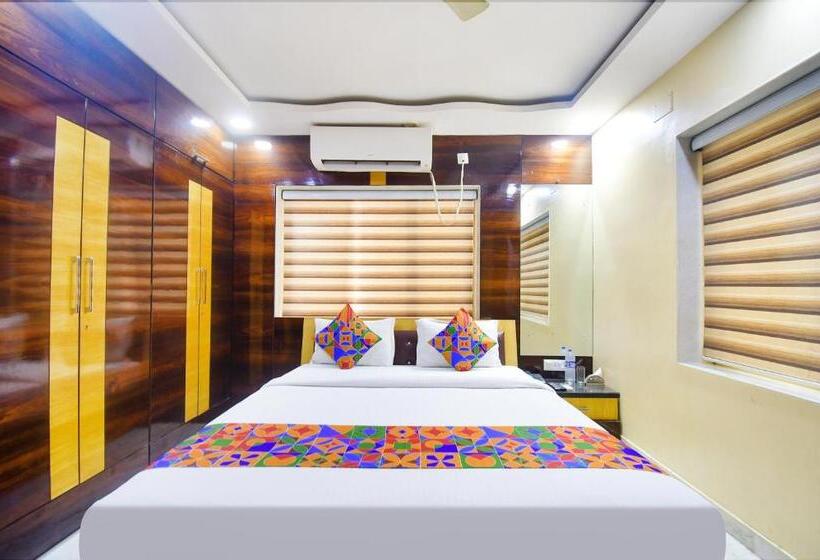 Fabhotel Divira Inn