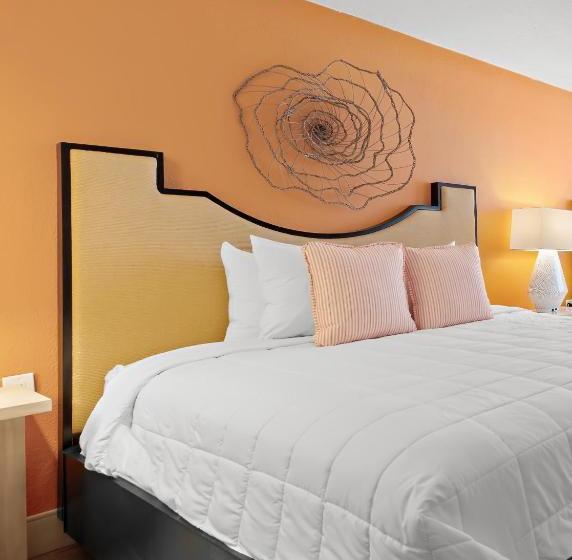 فندق Bellwether Beach Resort