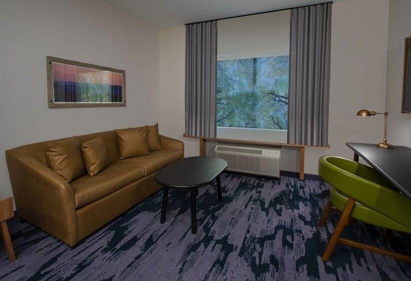 هتل Fairfield Inn & Suites By Marriott Dallas Love Field