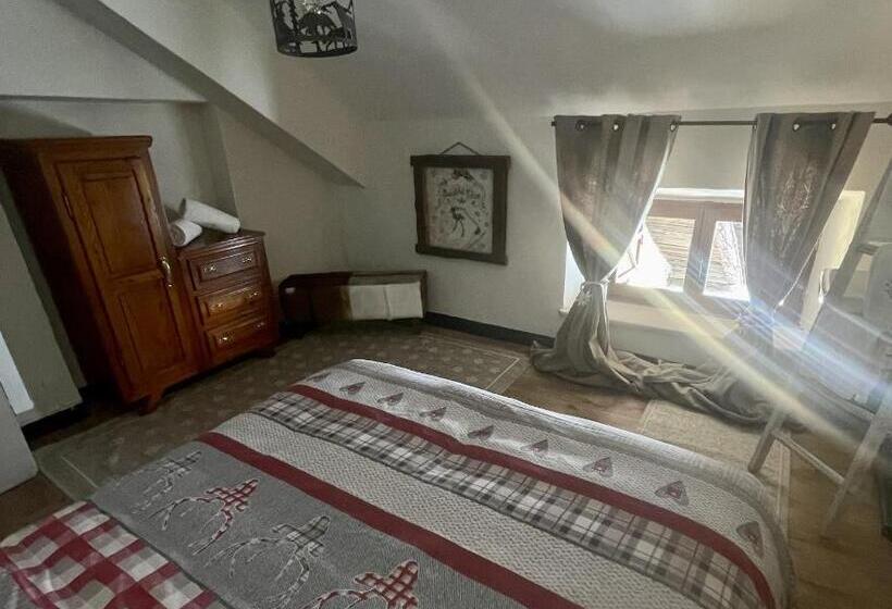 هتل Rifugio Baita Gimont