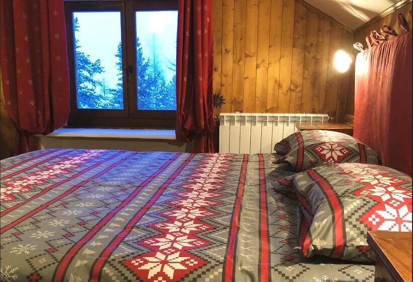 هتل Rifugio Baita Gimont