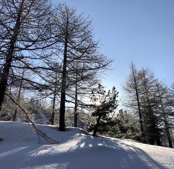 هتل Rifugio Baita Gimont