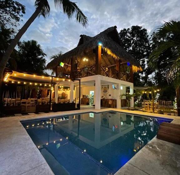 The Beach Break Hotel El Zonte