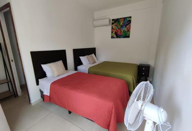 The Beach Break Hotel El Zonte