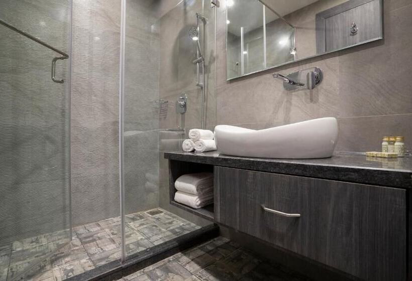 هتل The Porto By Lagom