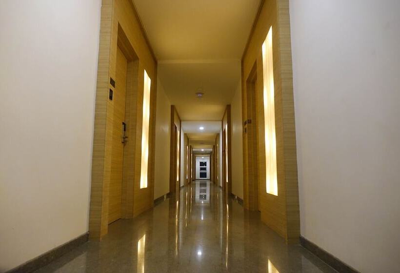 پانسیون Akash Villa Guest House