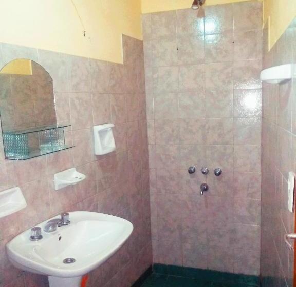 هاستل Hospedaje Ale