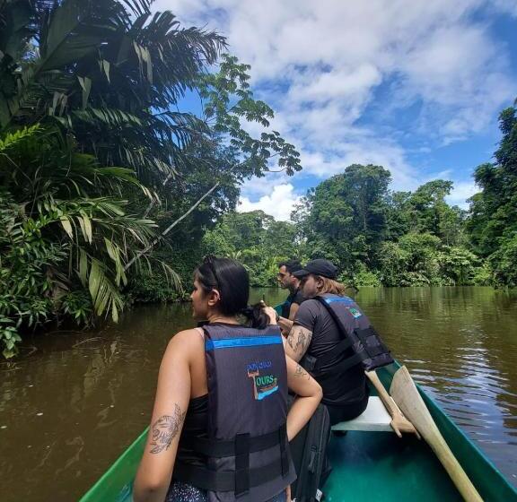 تختخواب و صبحانه Casa Caribe