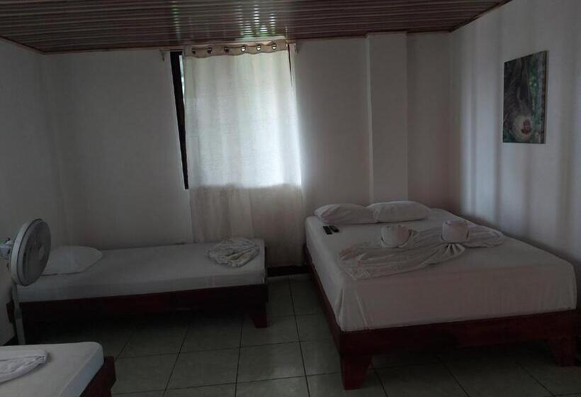 تختخواب و صبحانه Casa Caribe